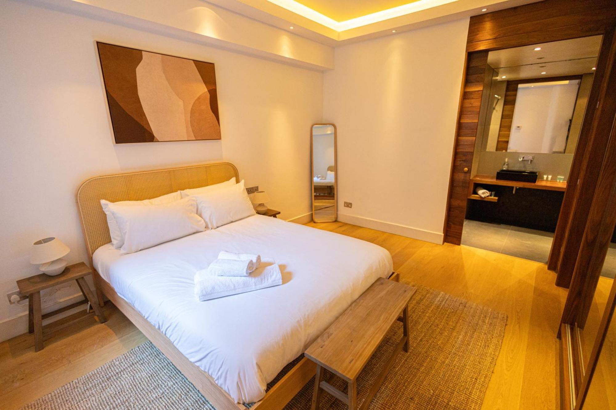 2Bedroom Gem In The Heart Of Kensington Londyn Zewnętrze zdjęcie