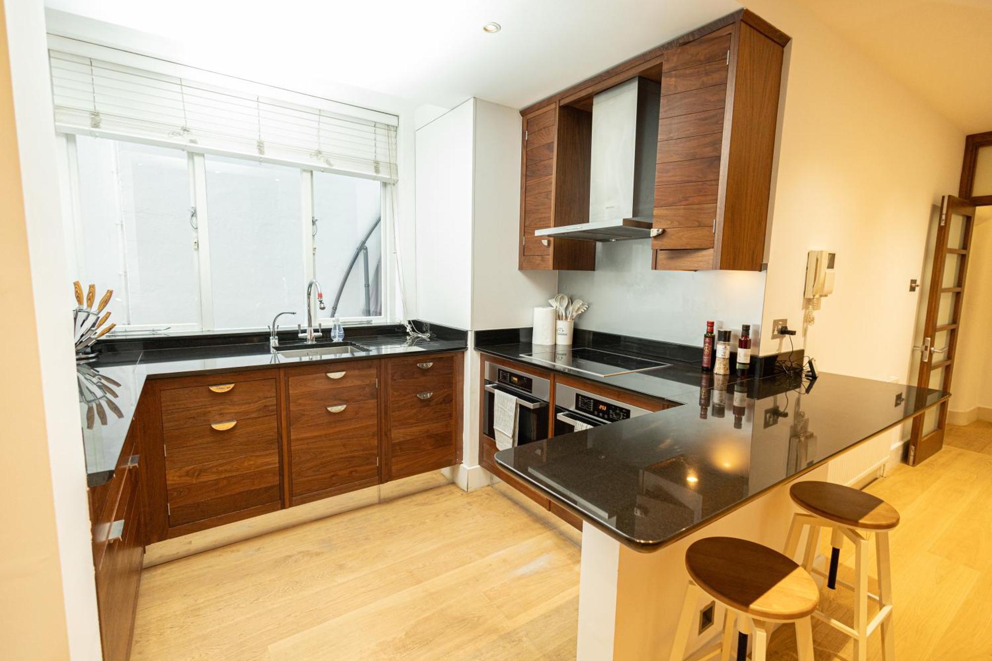 2Bedroom Gem In The Heart Of Kensington Londyn Zewnętrze zdjęcie