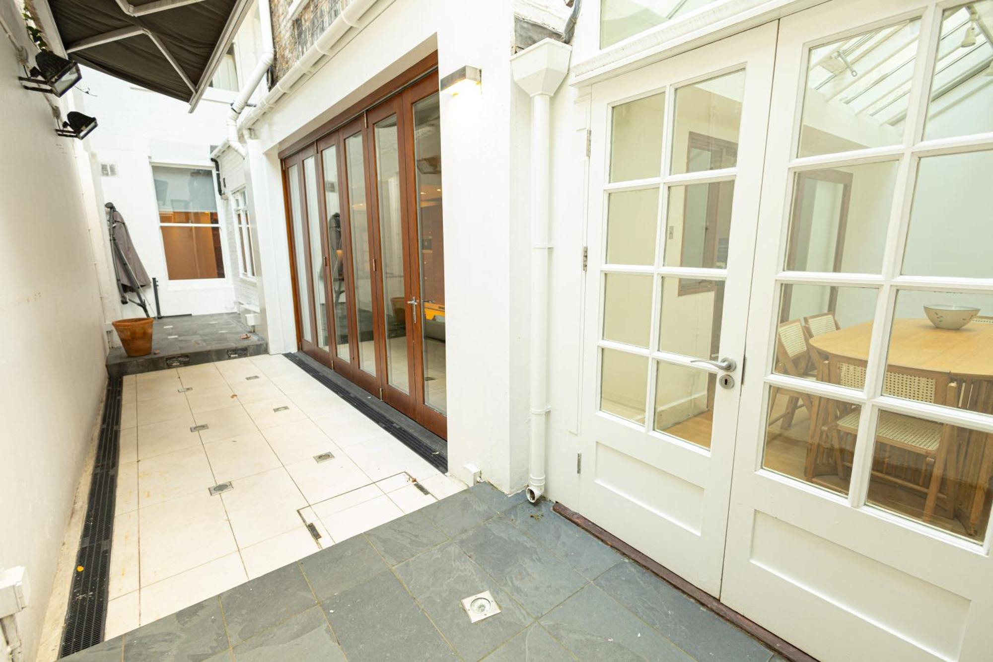 2Bedroom Gem In The Heart Of Kensington Londyn Zewnętrze zdjęcie