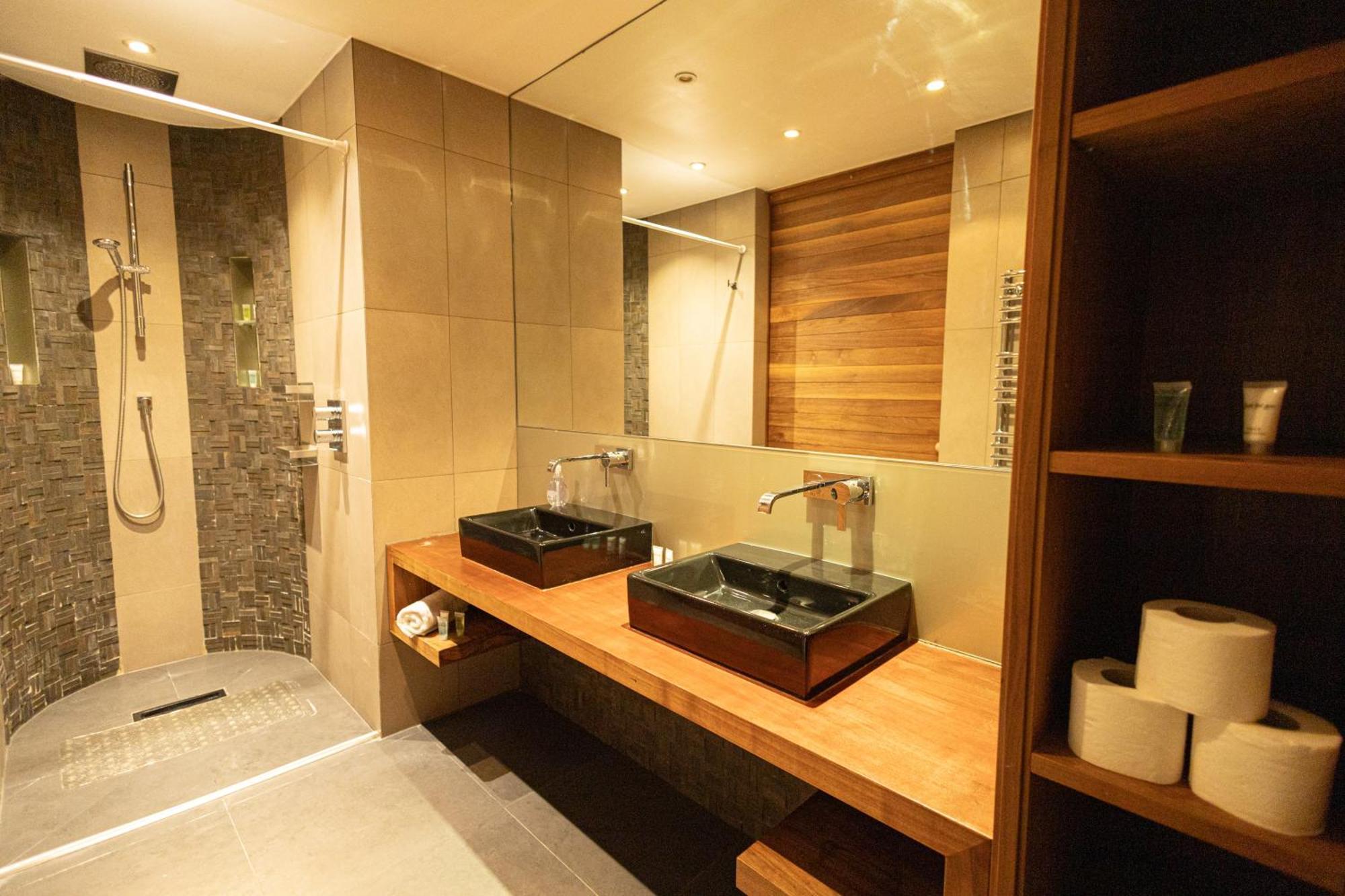 2Bedroom Gem In The Heart Of Kensington Londyn Zewnętrze zdjęcie
